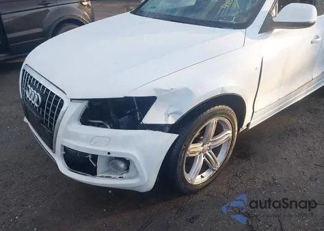 2012 Audi Q5 3.2 Premium Plus z USA, uszkodzony, nr VIN WA1DKAFP4CA055386